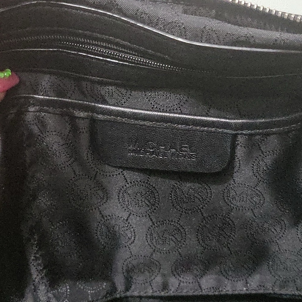 Michael Kors Black Quilted Leather Shoulder Satchel with Chain Trim - Picture 4 of 7